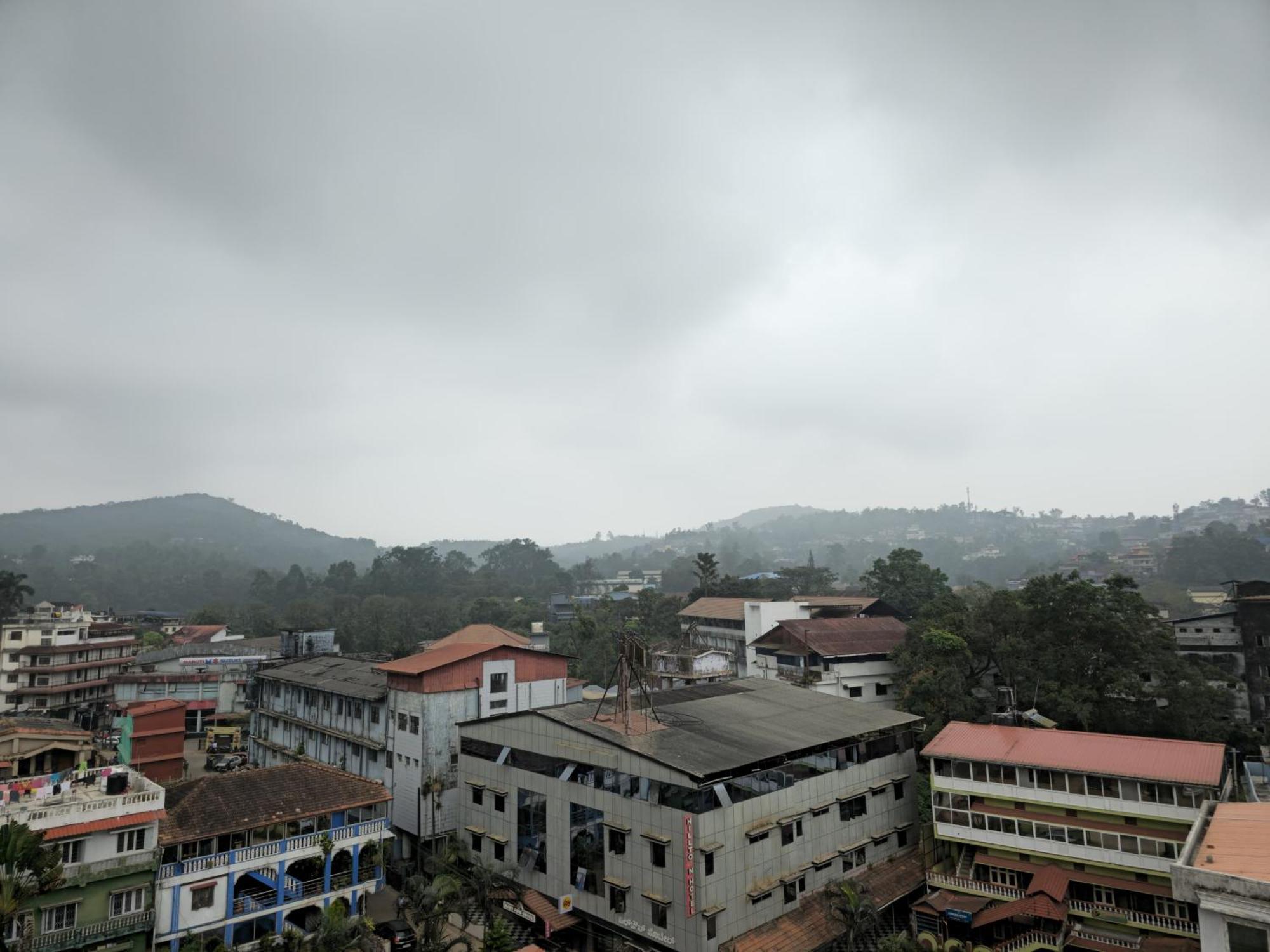 Navarathna Comforts Madikeri Exterior foto