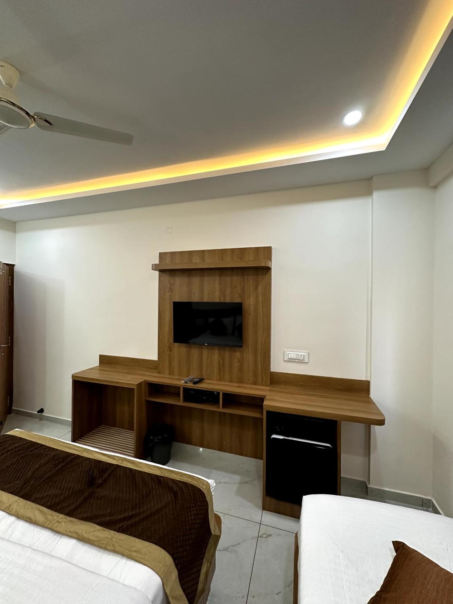 Navarathna Comforts Madikeri Exterior foto